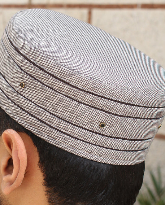 R029 - GRAYISH DOTTED WHITE