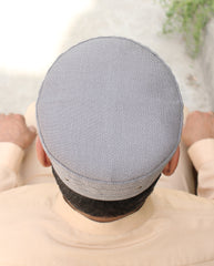 R032 -GRAYISH DOTTED WHITE